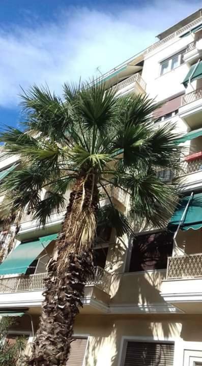 Sylvia' S Apartments Atenas Exterior foto